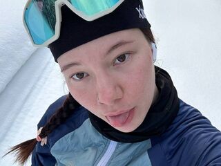 camslut fingering wet pussy KatieLinda