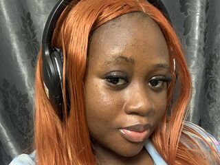 nude webcam girl KatieNubian