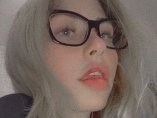 camgirl shaving pussy KatlynHoppel