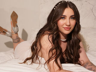 free adult cam KeiraHarts