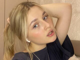 camgirl showing pussy KimbraHardinger