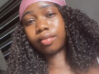 cam girl fingering LeyanMyers