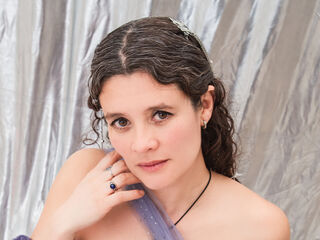 naked cam girl masturbating with vibrator LiaDellkol