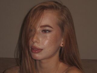cam slut photo LisaCornerd