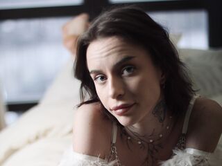 video LiviaSomberland