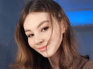 masturbating girl LuanneGfroerer