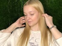 naked cam girl masturbating with sextoy MadalineStehlik