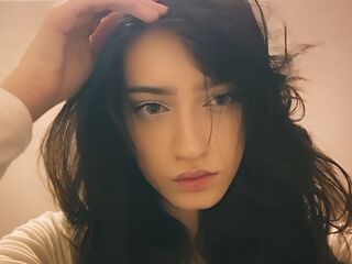 nude cam picture MaddieSunflower