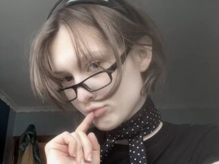 fingering girl cam MalvinaGreif