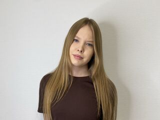masturbating camgirl MariSeason
