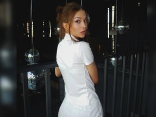 nude webcamgirl photo MarielScharpf