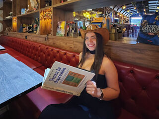 naked girl with live cam masturbating MelanyCol