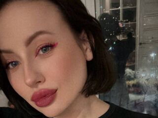 masturbating webcam girl MiaPeaches