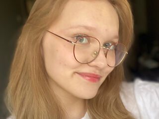 chatroom sex MicahCussins