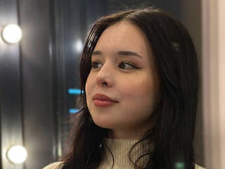 camgirl livesex MikiPellon