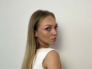 hot naked webcamgirl MiyokoShimsky