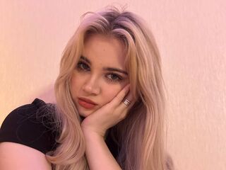 camwhore masturbating with sextoy NakitaLorette