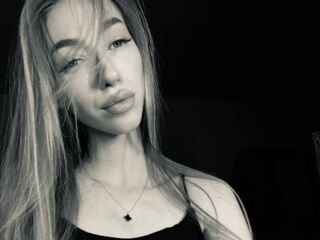 chatroom sex NikkiTenerovich