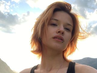 naked camgirl masturbating NishaRayo