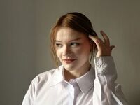 camslut spreading pussy PerlaDezern