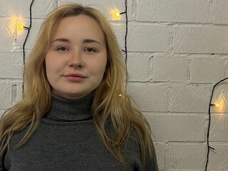 camgirl playing with dildo PollySausedo