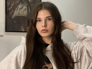 porn webcam photo RaeleneMerrbach