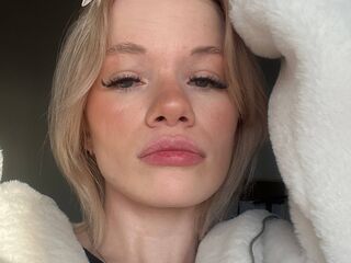webcam bitch chatroom RenitaKoo