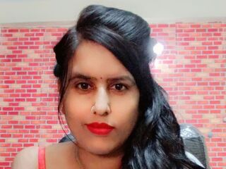 topless webcam girl SaraConway