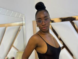 hot striptease show SelenaHadid