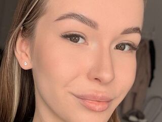 camslut showing pussy SherylMearing