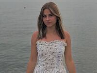 beautiful camgirl StellaWerty