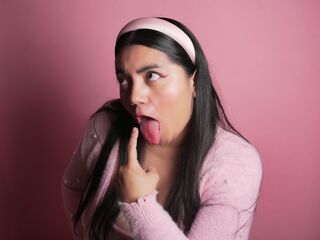 camgirl picture TessaBisou