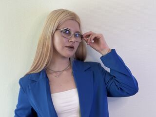 naked webcamgirl picture TommieMalkani