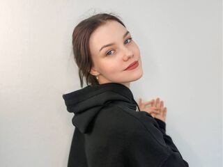 girl fingering shaved pussy ToraMendiaz