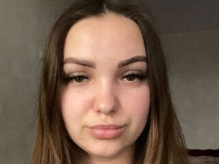 camwhore fingering pussy TwilaKohel