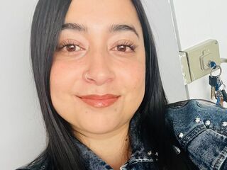 camwhore masturbating with vibrator YeinPalmer